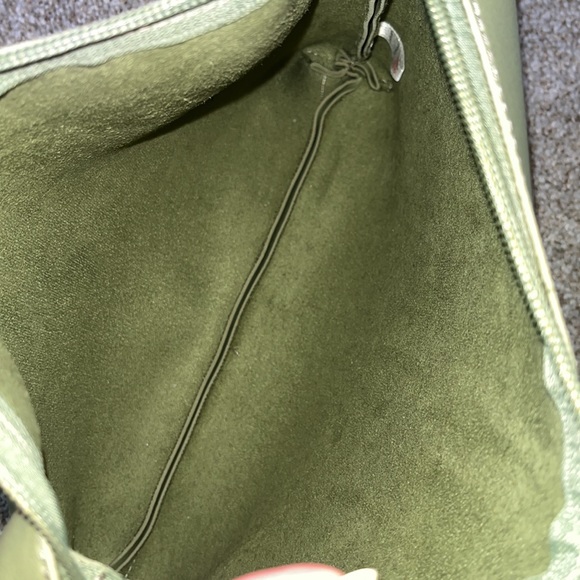 Claudia Canova (ASOS) unlined two pocket tote bag in khaki - Picture 7 of 7